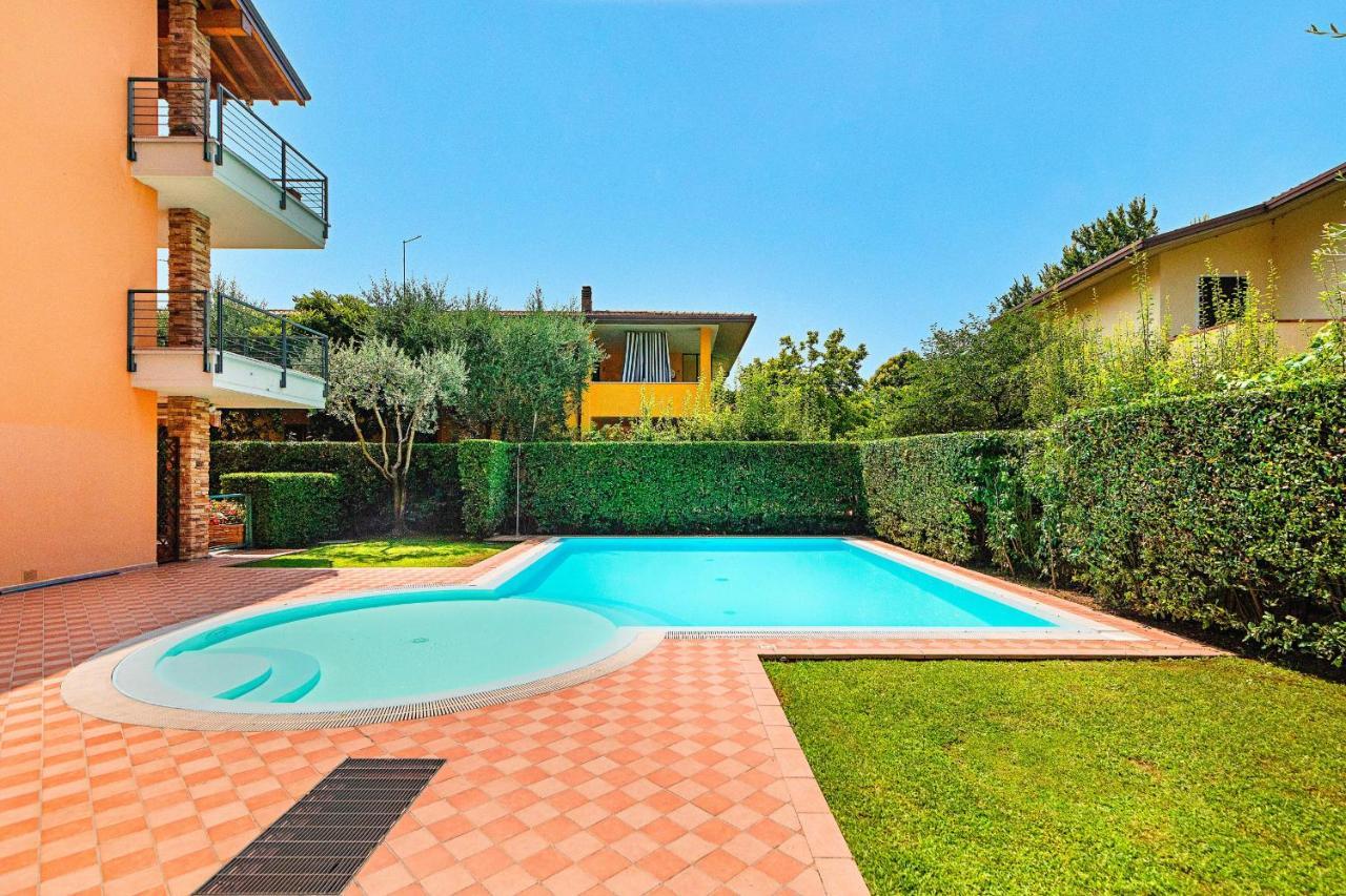 Annamaria 9 Apartment By Wonderful Italy Sirmione Exteriér fotografie